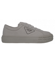 Кроссовки Prada текстильные белые